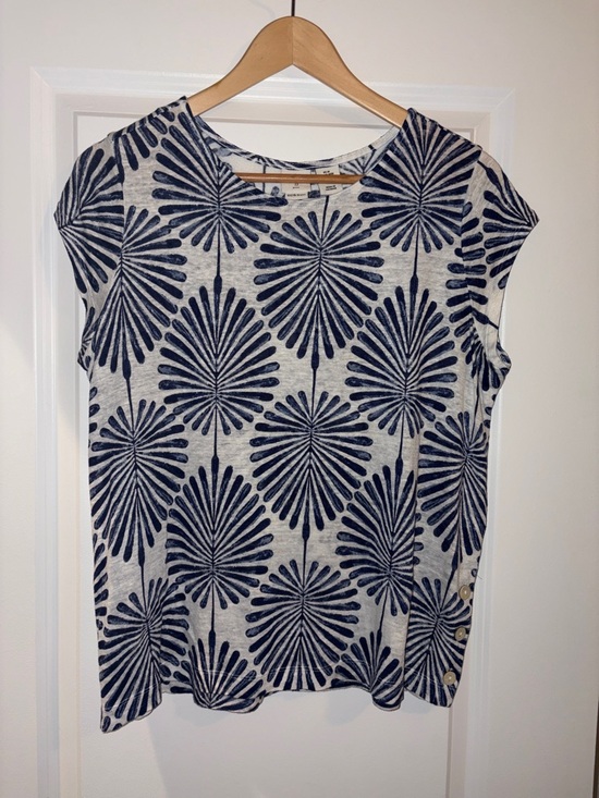 Joie Tops - Joie | 100% Line Blue Floral Print Beach Short Sleeve Top